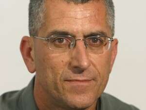 מנשה סמירה. מנשה סמירה.