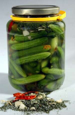 הגנום הפולני: חמין וחמוצים כזיכרון. צילום המחשה: רובי קסטרו. הגנום הפולני: חמין וחמוצים כזיכרון. צילום המחשה: רובי קסטרו.