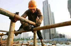 פועל סיני. הוא בכל מקרה לא ירוויח פועל סיני. הוא בכל מקרה לא ירוויח