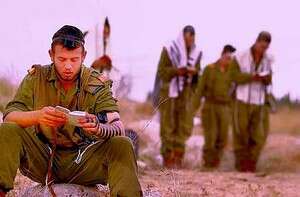 חיילים בנחל חרדי חיילים בנחל חרדי