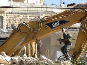 הריסת בית פלסטיני. 622 בתים נהרסו ב-2011 הריסת בית פלסטיני. 622 בתים נהרסו ב-2011