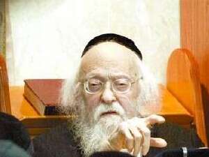 הרב אלישיב. הרב אלישיב.