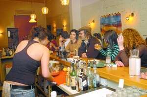 ארמדילו. סניף נוסף בדיזנגוף. צילום: ברקאי וולפסון ארמדילו. סניף נוסף בדיזנגוף. צילום: ברקאי וולפסון