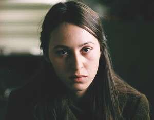 שרה אדלר ב שרה אדלר ב