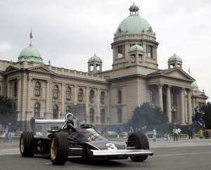 לא רק מסיבות גם אווירה. לא רק מסיבות גם אווירה.