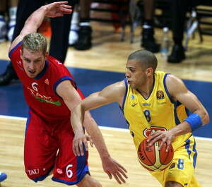 אנתוני פארקר. צילום: אלכס רוזקובסקי אנתוני פארקר. צילום: אלכס רוזקובסקי