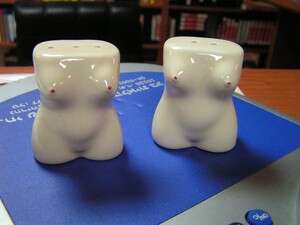 ארוחה עירומה. צילום: יחסי ציבור ארוחה עירומה. צילום: יחסי ציבור