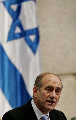 תחושה של מסיבת כיתה לקראת נאומו. רה תחושה של מסיבת כיתה לקראת נאומו. רה