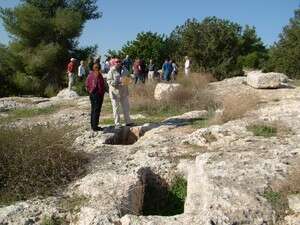 ראשי הציונות פעלו לגאולת המקום. קברות המכבים ראשי הציונות פעלו לגאולת המקום. קברות המכבים