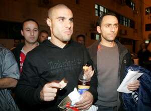 ��� ����