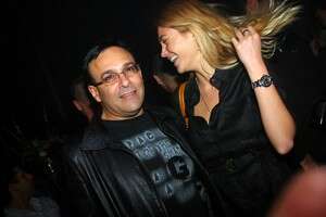 רוני מאנה וג'ני צ'רווני מסיבה רוברטו ויסקאיה רוני מאנה וג'ני צ'רווני מסיבה רוברטו ויסקאיה