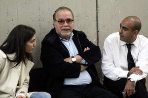 ברקן בבית המשפט. אבא גנוב, בן חשוד. צילום: חן גלילי ברקן בבית המשפט. אבא גנוב, בן חשוד. צילום: חן גלילי