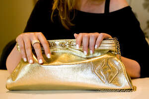 ציפורניים מדוגמות. צילום: ניר לנדאו ציפורניים מדוגמות. צילום: ניר לנדאו