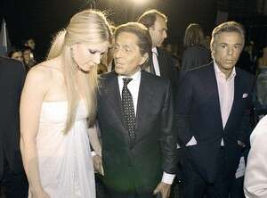 עם גווינט פלטרו וג'יאנקרלו ג'יאמטי. עם גווינט פלטרו וג'יאנקרלו ג'יאמטי.