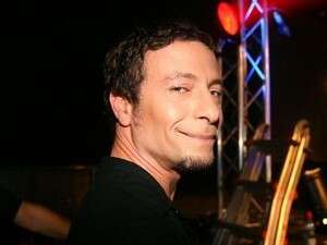 ערן צור. פיוטי ריקוד ושמחה ערן צור. פיוטי ריקוד ושמחה