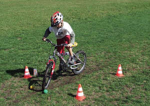 למדו אותם להניע את הגלגלים למדו אותם להניע את הגלגלים