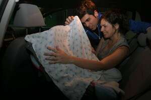 ליבי במזרח ואנוכי עומד בקצה דיזינגוף. מוסרי, בן גוריון והאליבי. צילום: נאור רהב ליבי במזרח ואנוכי עומד בקצה דיזינגוף. מוסרי, בן גוריון והאליבי. צילום: נאור רהב