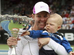 לינדזי דבנפורט ובנה ג'אגר לינדזי דבנפורט ובנה ג'אגר