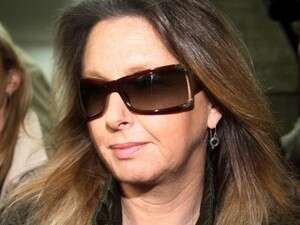 בגלל הלחץ שהפעילו נגד אריסון אישית המפגינים? בגלל הלחץ שהפעילו נגד אריסון אישית המפגינים?