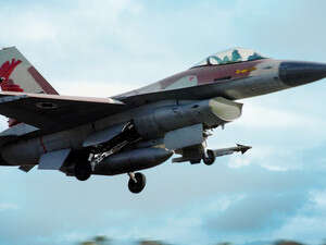   F16 ''''