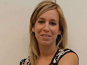 סוכנת משטרת מרחב חוף, שרון וייסמן, שהפלילה סוחר סמים. סוכנת משטרת מרחב חוף, שרון וייסמן, שהפלילה סוחר סמים.