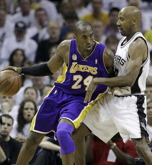 28 נק' שלו. בראיינט מול בואן. 28 נק' שלו. בראיינט מול בואן.