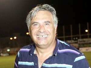 יוסי מזרחי מאושר יוסי מזרחי מאושר