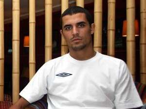 דגלאס דה סילבה. דגלאס דה סילבה.