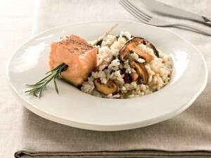 מתכון לריזוטו עם שיטאקי וסלמון מתכון לריזוטו עם שיטאקי וסלמון