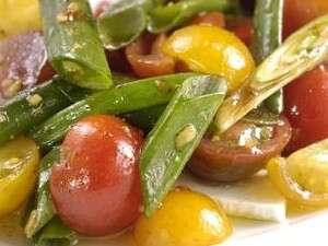 סלט עגבניות ופטה סלט עגבניות ופטה