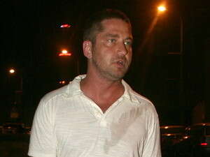 ג'רארד באטלר. ממנו ציפינו ליותר. ג'רארד באטלר. ממנו ציפינו ליותר.