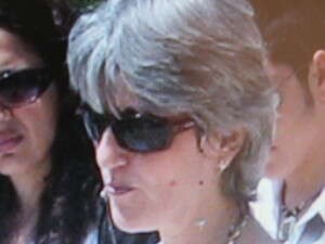 דינה הושע, מנהלת בית ספר מכרמיאל שנהרגה בתאונת דרכים בהודו. דינה הושע, מנהלת בית ספר מכרמיאל שנהרגה בתאונת דרכים בהודו.