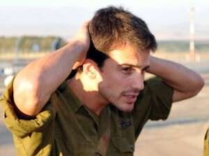 דן מנו. שורד פוליטי. דן מנו. שורד פוליטי.