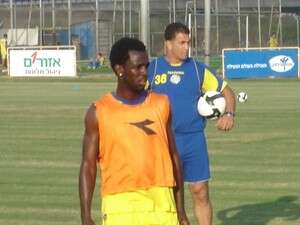 קשיי קליטה. דולי ג'ונסון. קשיי קליטה. דולי ג'ונסון.