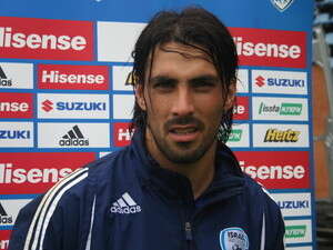 דודו אוואט. הועדף על פני דוידוביץ' דודו אוואט. הועדף על פני דוידוביץ'