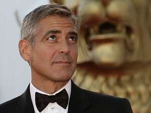 ג'ורג' קלוני רוצה לשחק ג'ורג' קלוני רוצה לשחק