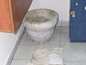 כיור טבילה שנגנב מכנסייה בעכו. כיור טבילה שנגנב מכנסייה בעכו.