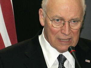 סגן הנשיא האמריקני דיק צ'ייני בביקור בגיאורגיה. סגן הנשיא האמריקני דיק צ'ייני בביקור בגיאורגיה.