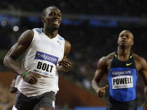 בולט מנצח את פאוול בבריסל. בולט מנצח את פאוול בבריסל.