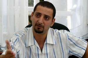 ���� ����