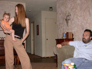 מדברים עלייך. מדברים עלייך.