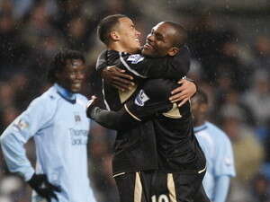 ג'נאס עם בנט ג'נאס עם בנט