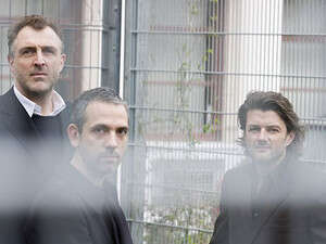 ���� ����� EOOS