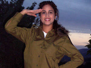 עוד רגע משתחררת. קולט עוד רגע משתחררת. קולט