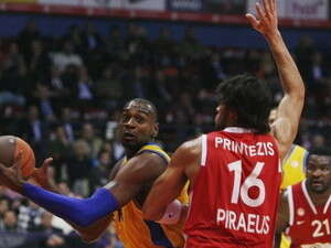 דיור פישר מול גורגיוס פרינטזיס, הערב. דיור פישר מול גורגיוס פרינטזיס, הערב.