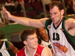 עידו קוז'יקרו על גל מקל עידו קוז'יקרו על גל מקל