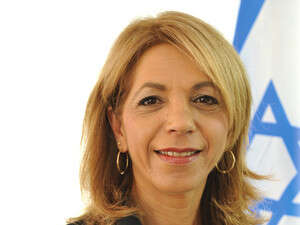 ���� ���