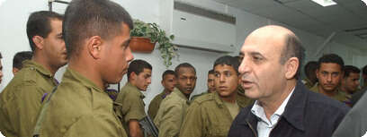 שר הביטחון שאול מופז. צילום ארכיון:
דודו גרינשפן