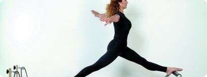 דליה מנטבר מדגימה פילאטיס
יחסי ציבור