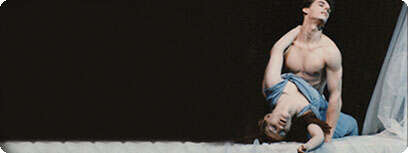 קופידון ופסיכה.
מתוך מחזה של צ'אק האדסון